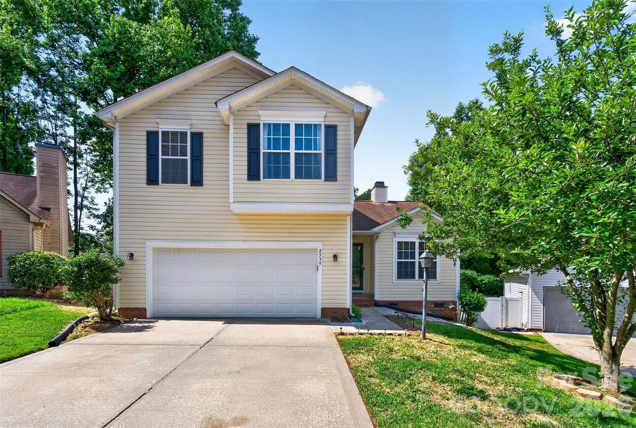 2539 Thornfield Rd., Charlotte, NC 28273