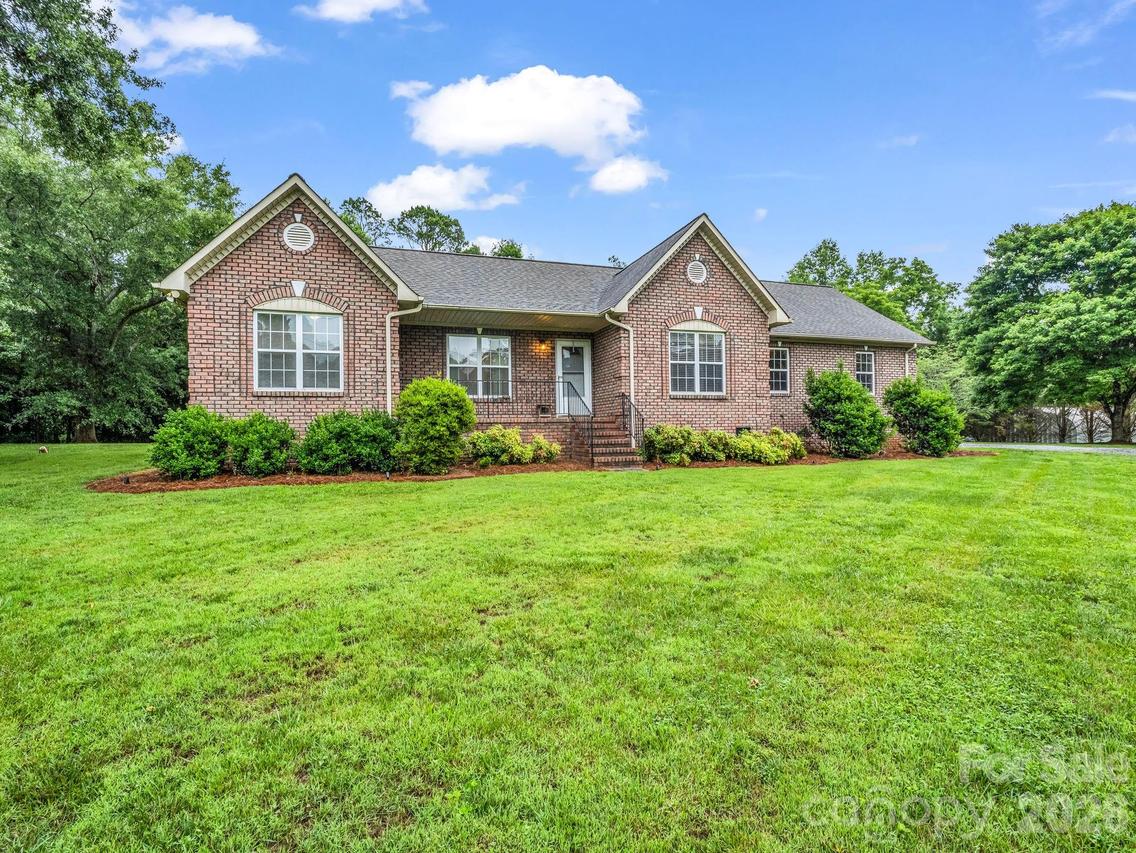 153 Rosey Ln., Rutherfordton, NC 28139
