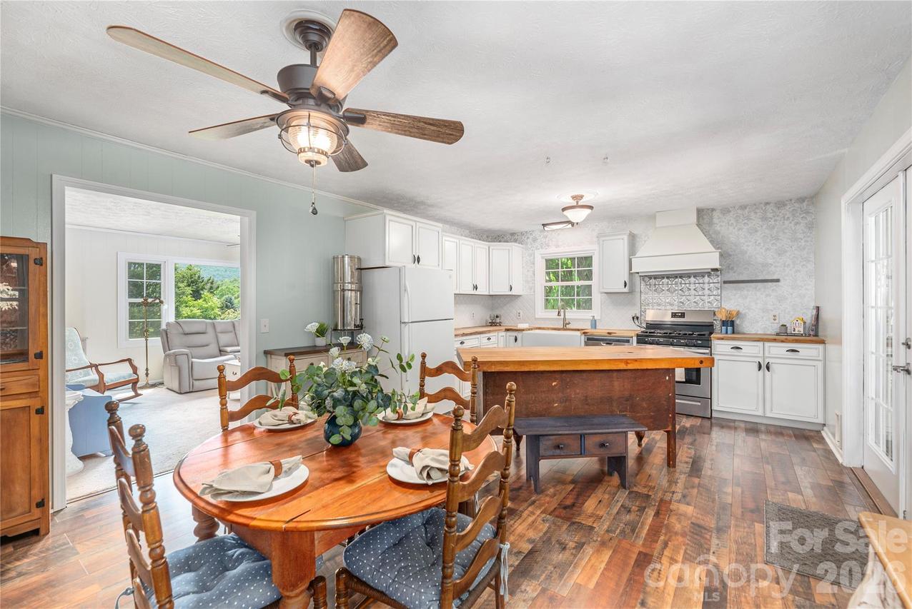 31 Granite Ln., Waynesville, NC 28786