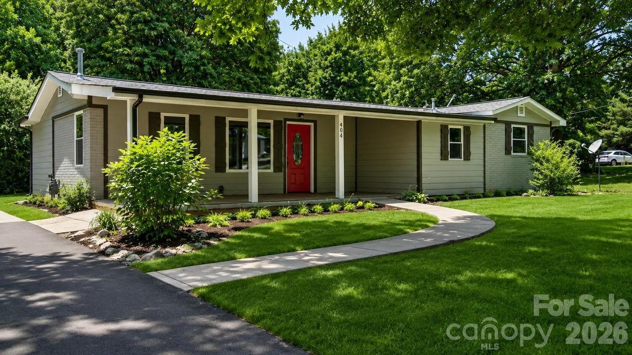 404 Dogwood Ln., Statesville, NC 28625