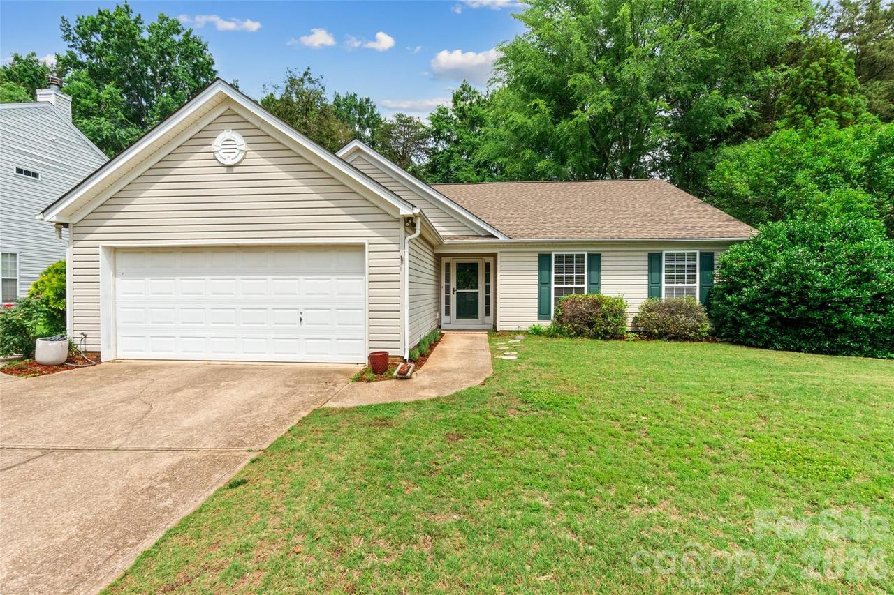 14207 Arbor Ridge Dr., Charlotte, NC 28273