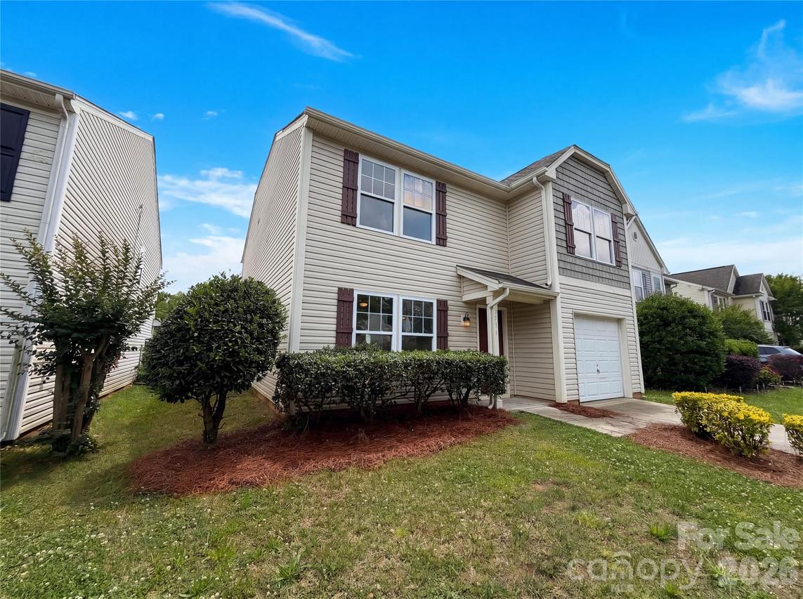 2534 Stream Bank Dr., Charlotte, NC 28269