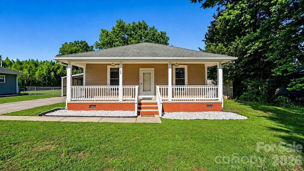 109 Globe St., Mount Holly, NC 28120