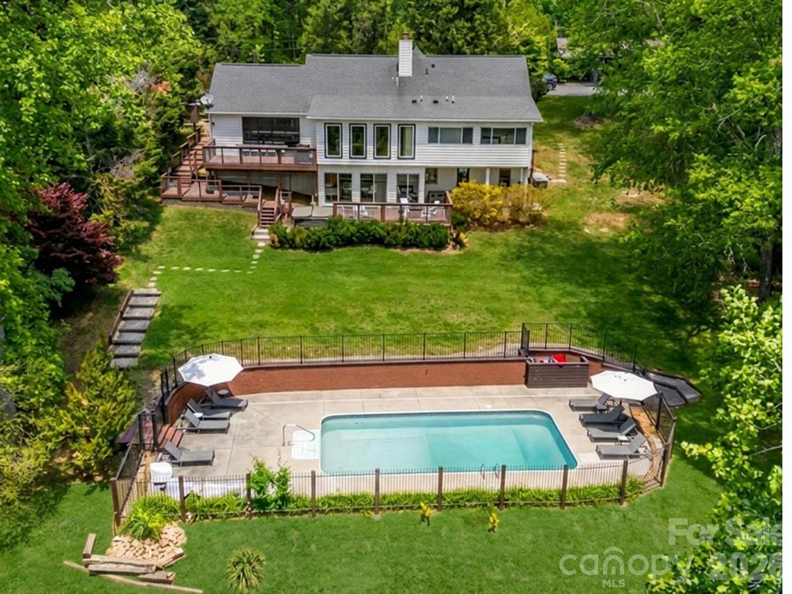 172 Amble Ln., Fletcher, NC 28732