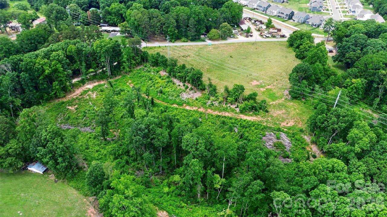000 Mackwood Rd., Mooresville, NC 28115