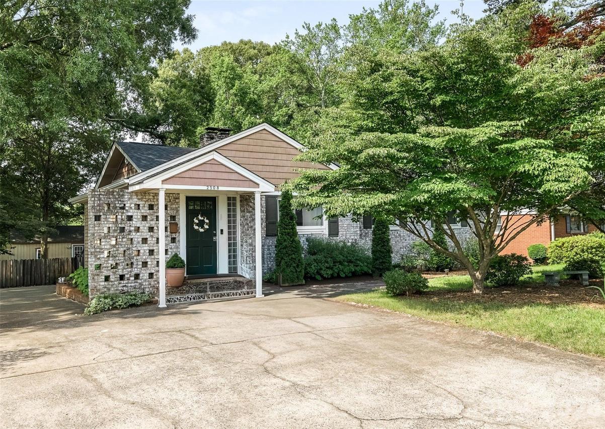 2508 Hilliard Dr., Charlotte, NC 28205