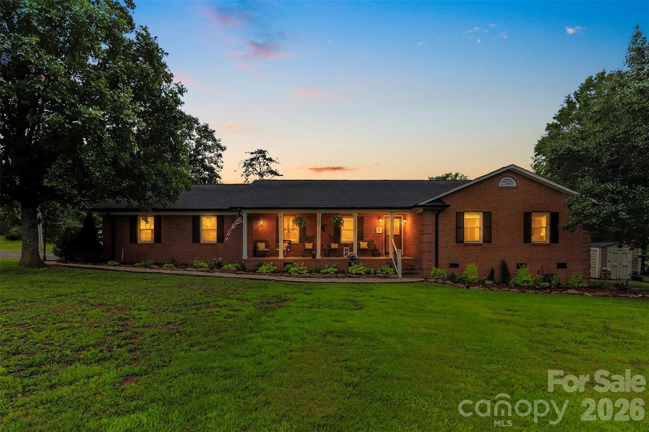 6720 County Line Rd., Mount Pleasant, NC 28124