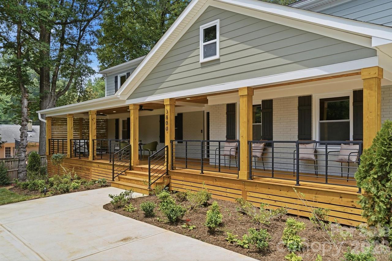 3800 Lovett Cir., Charlotte, NC 28210