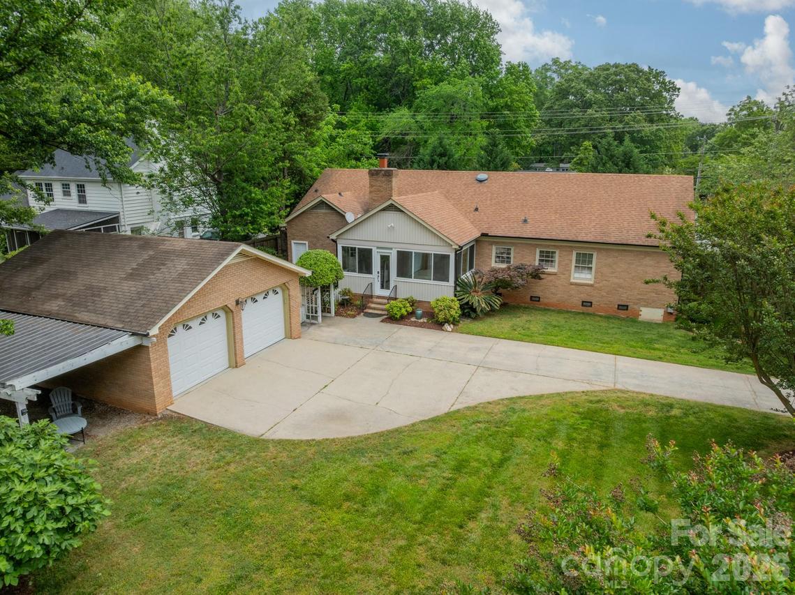 5522 Sharon Rd., Charlotte, NC 28210