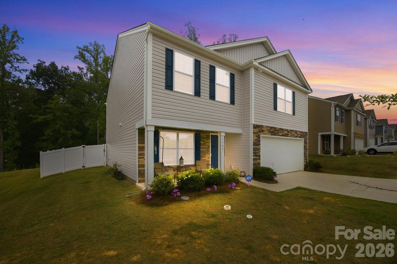 2307 Meadow Stream Dr., Sherrills Ford, NC 28673