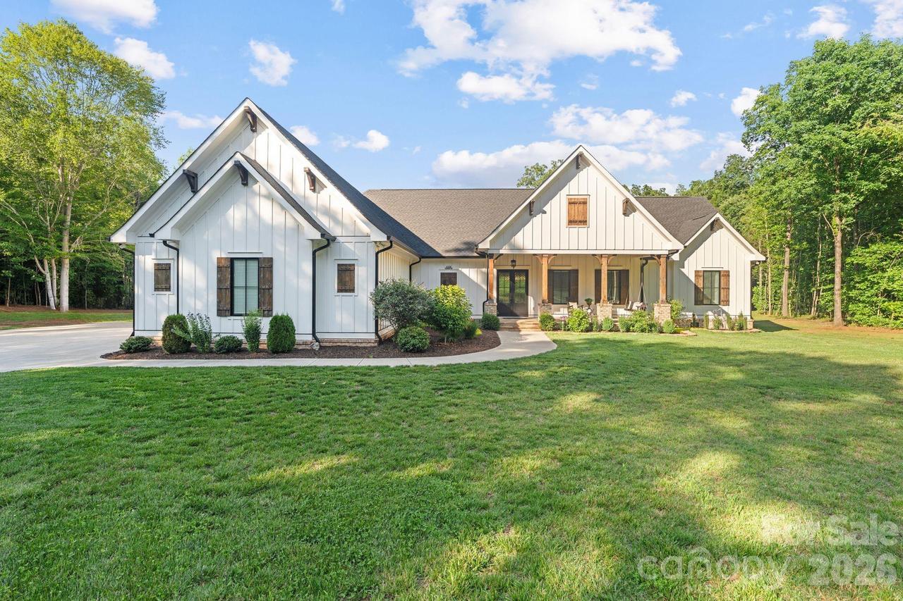 6514 Forney Hill Rd., Denver, NC 28037