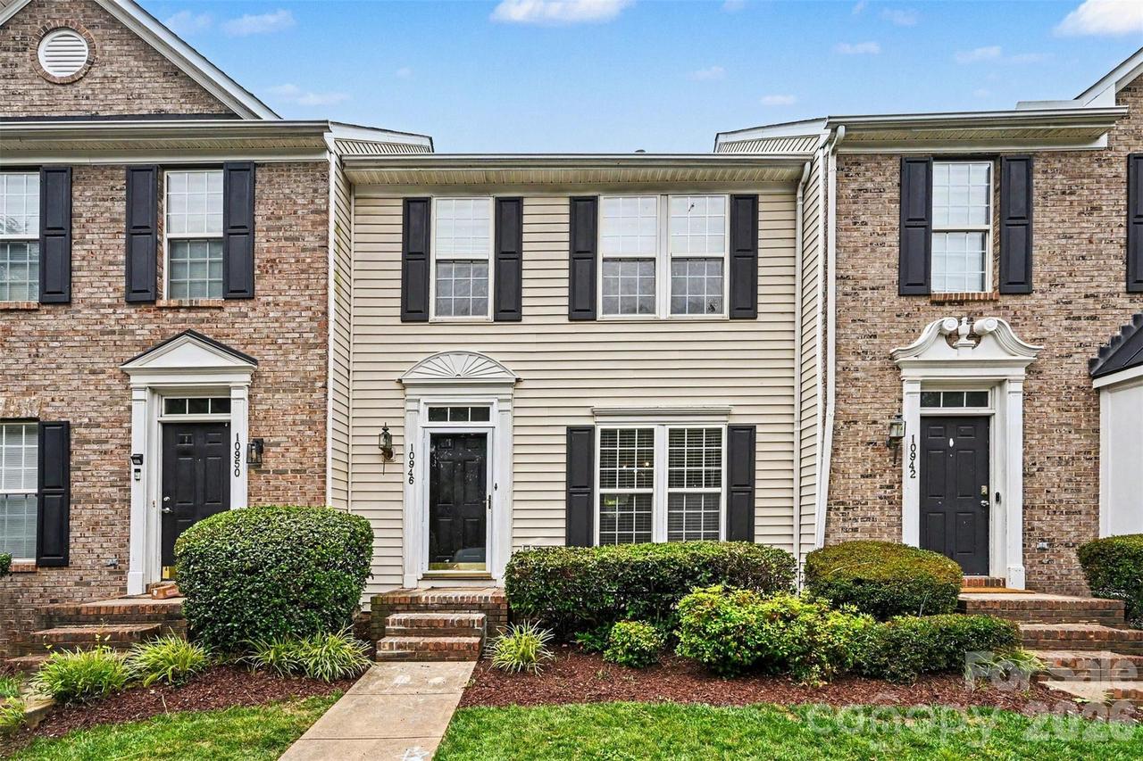10946 Garden Oaks Ln., Charlotte, NC 28273