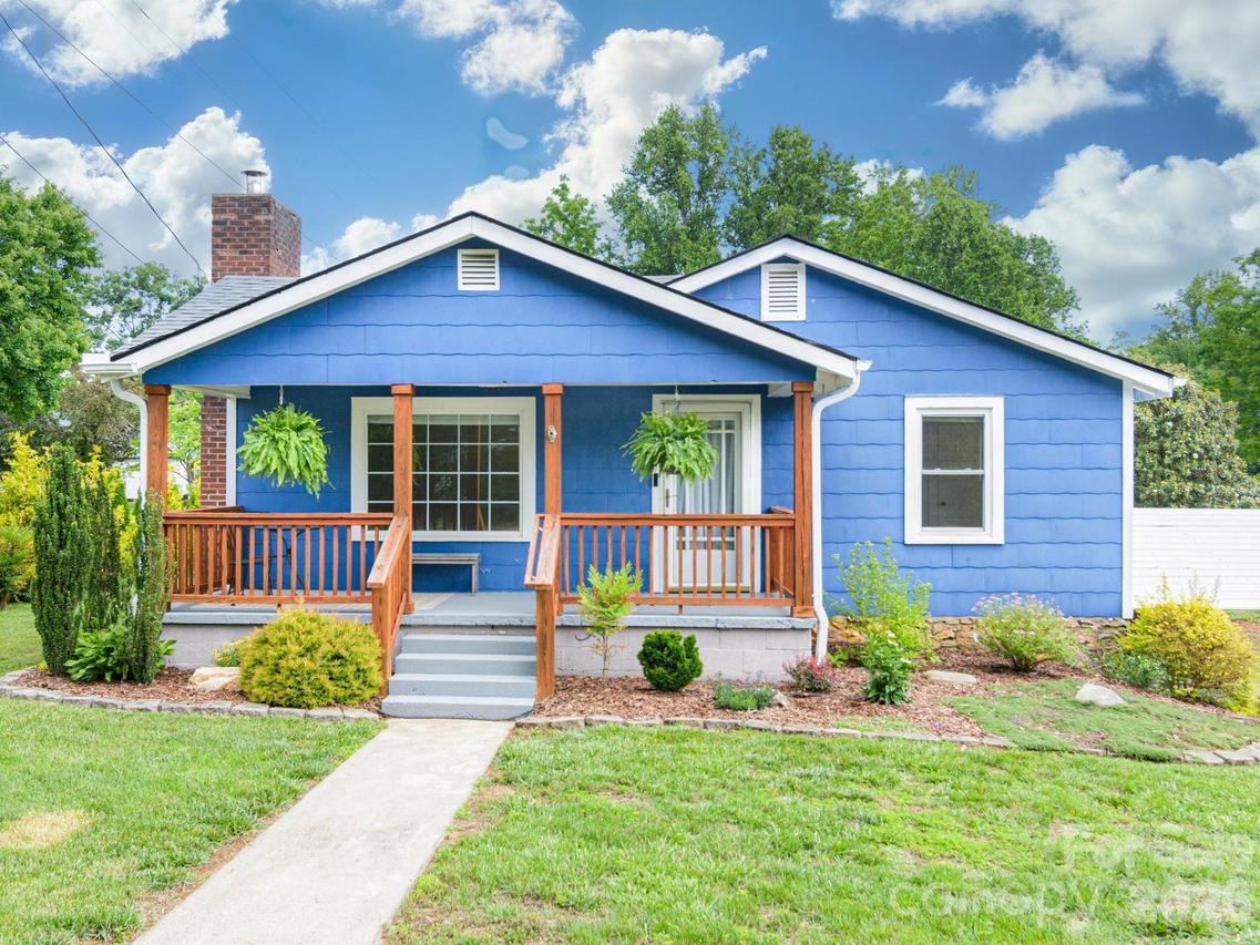 48 Hickory Tree Rd., Asheville, NC 28805