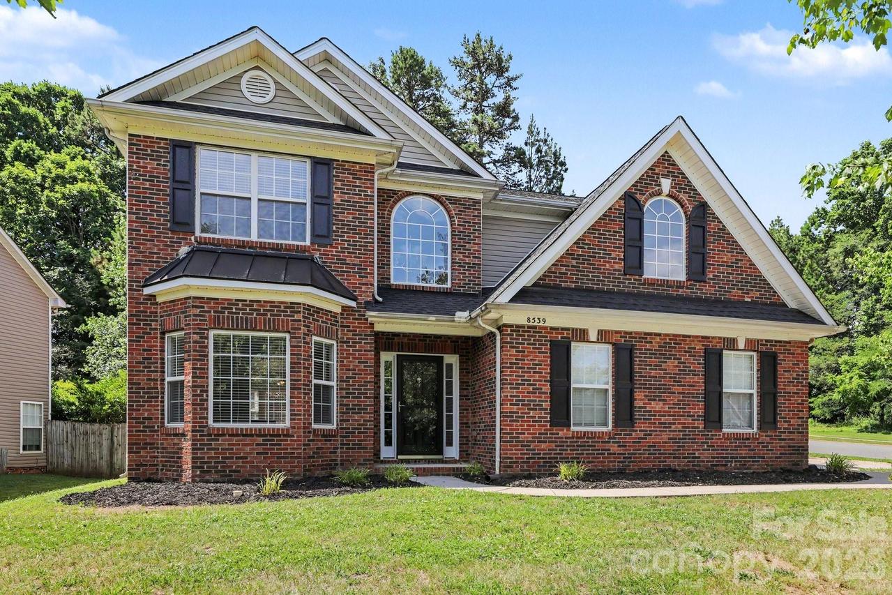 8539 Suttonview Dr., Charlotte, NC 28269
