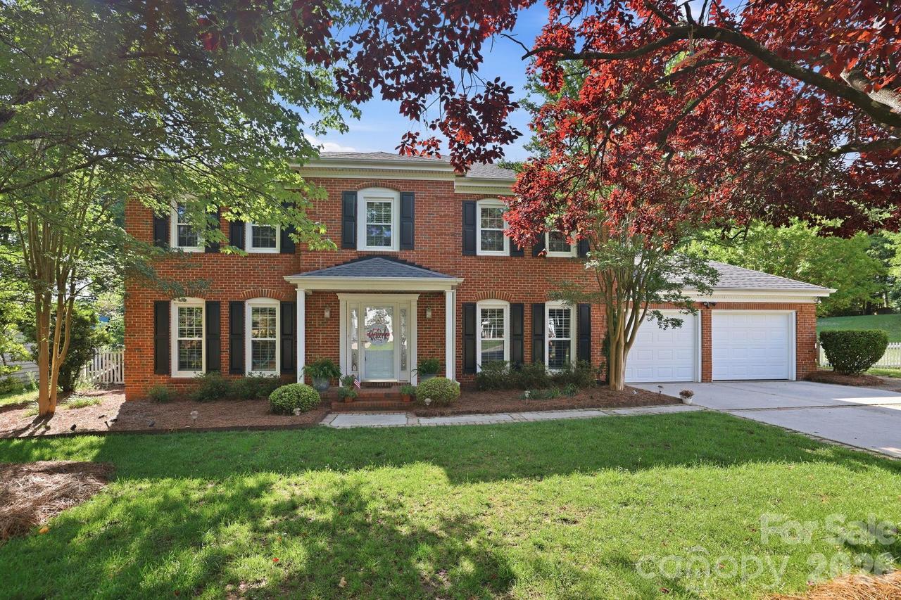 4612 Deanscroft Dr., Charlotte, NC 28226