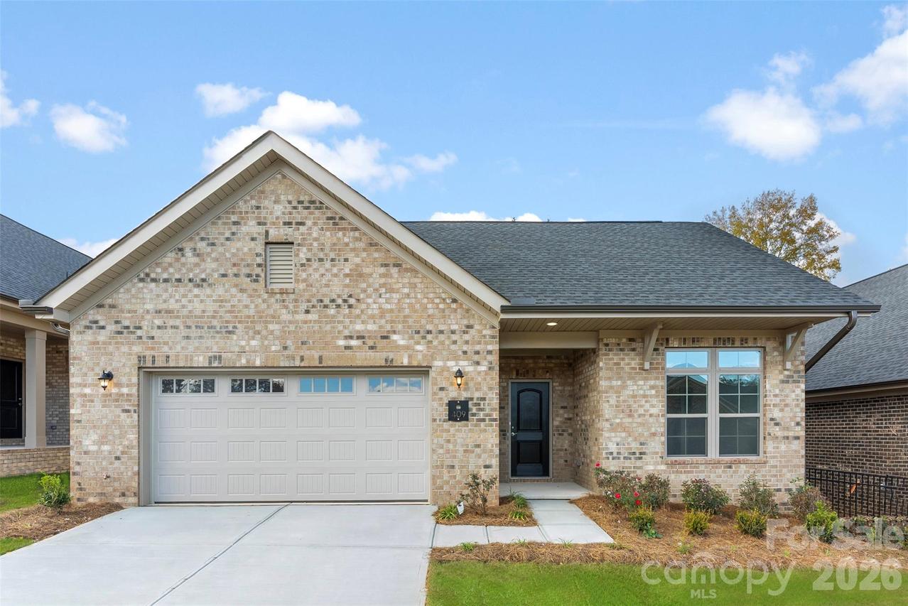 409 Newstyle Way, Gastonia, NC 28056