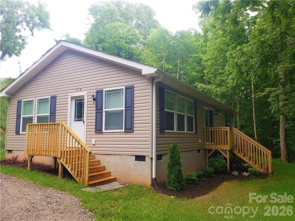 113 Ridgedale Rd., Candler, NC 28715