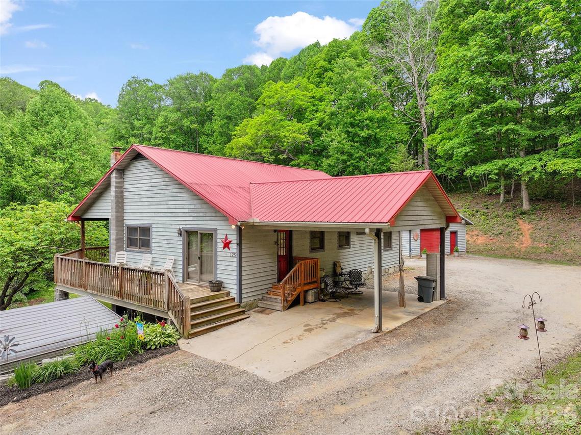 125 Harris Cir., Sylva, NC 28779