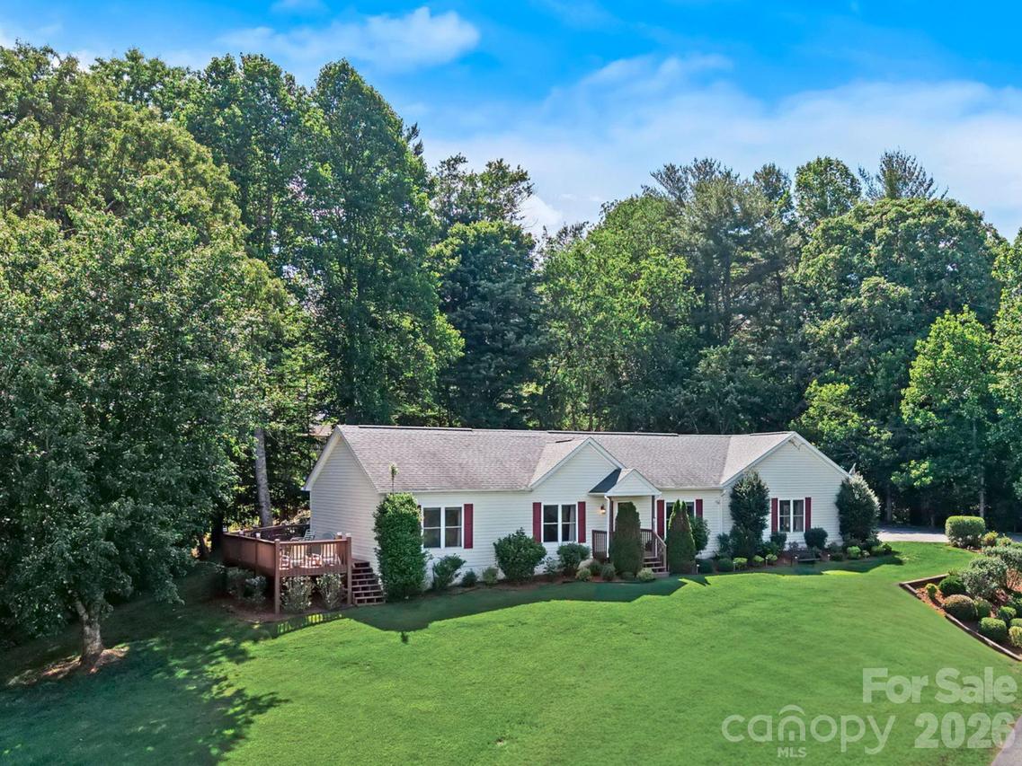 56 Gudger Rd., Leicester, NC 28748