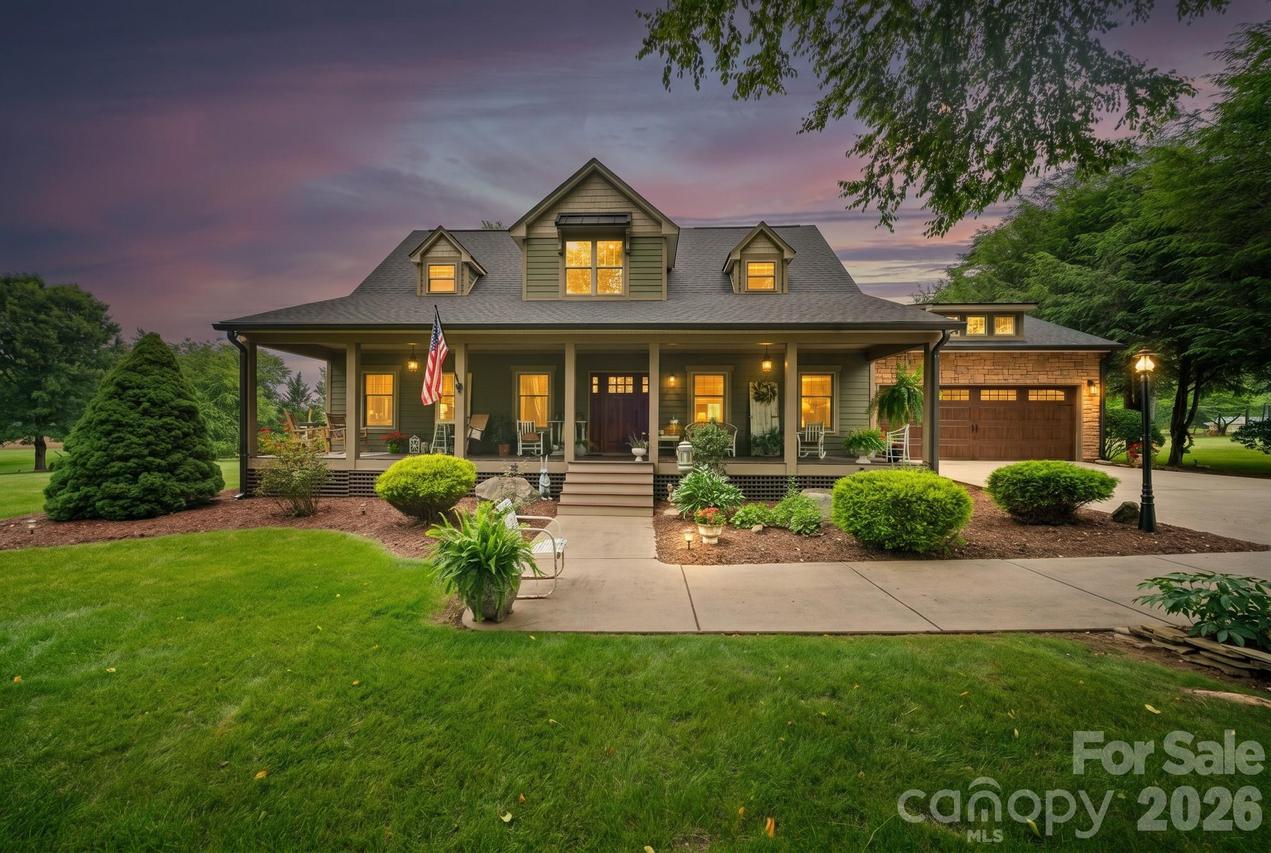98 Garden Ln., Canton, NC 28716