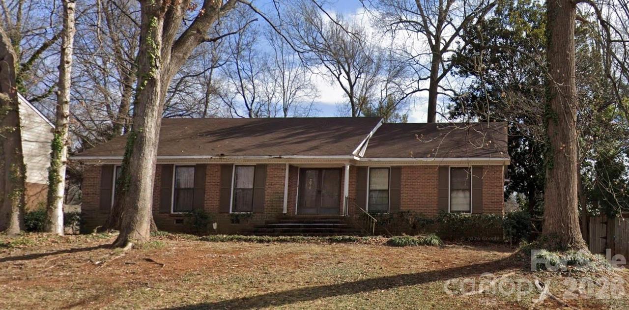 7010 Ludwig Dr., Charlotte, NC 28215