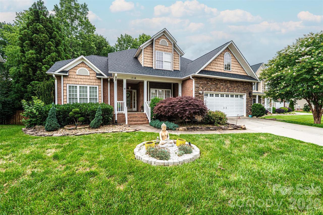 1718 30th Avenue Pl., Hickory, NC 28601