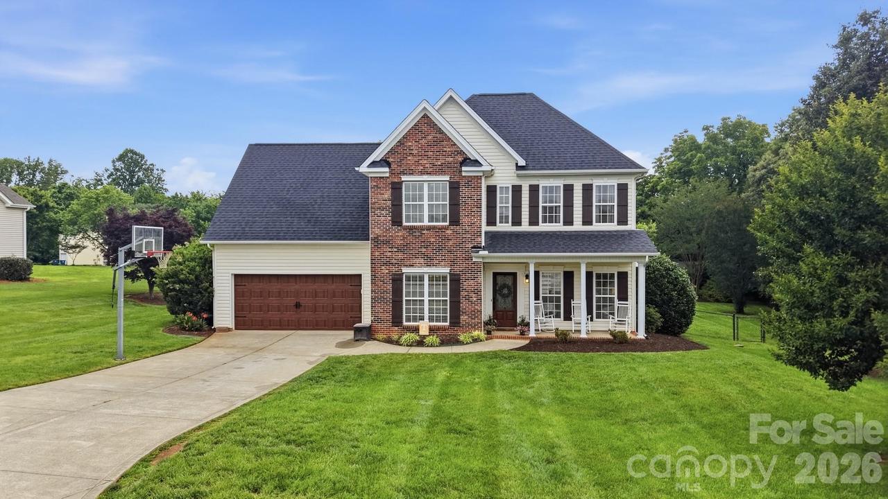 117 Heathrow Ln., Statesville, NC 28677