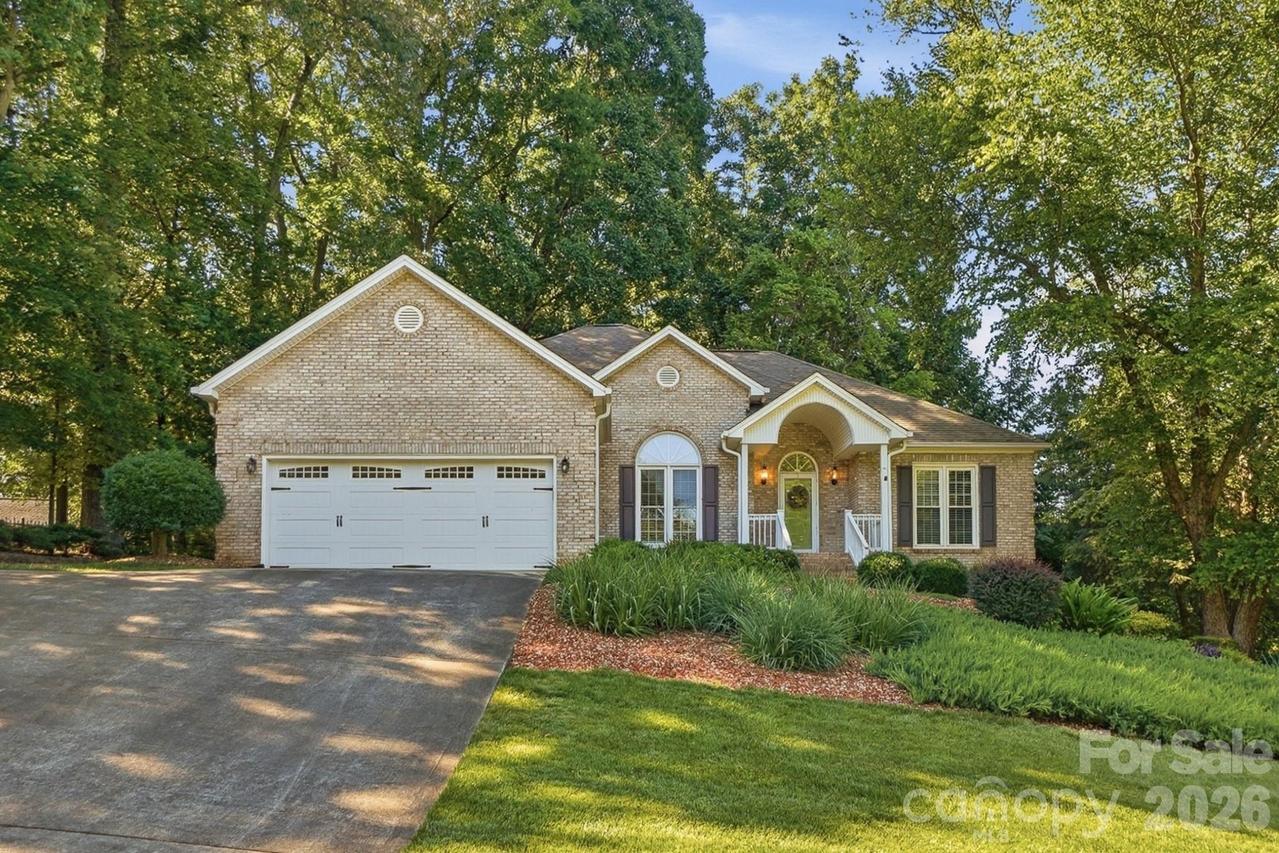 1506 Village Ct., Gastonia, NC 28054