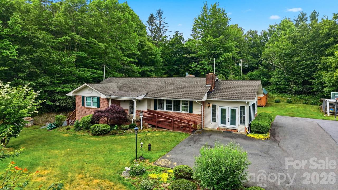 9121 Nc 181 Hwy., Newland, NC 28657