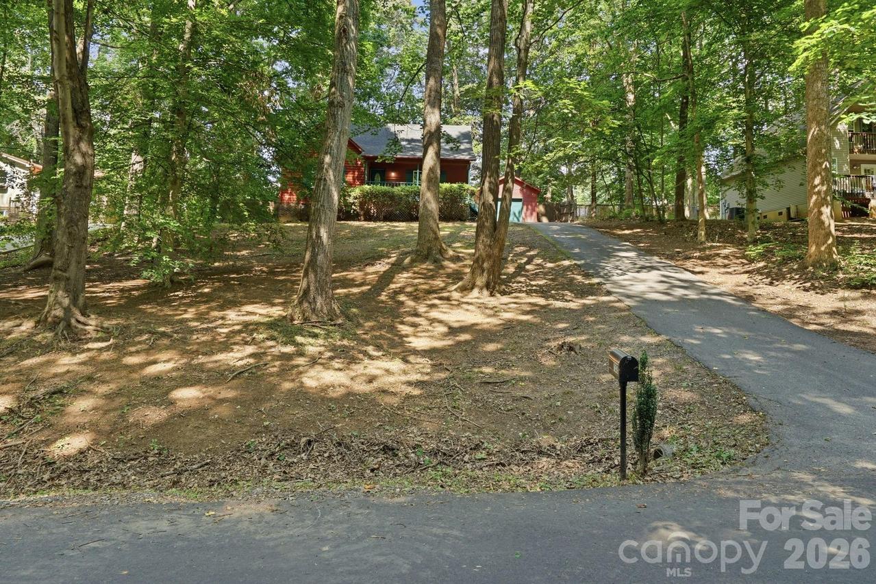 732 Boulder Pl., Statesville, NC 28625