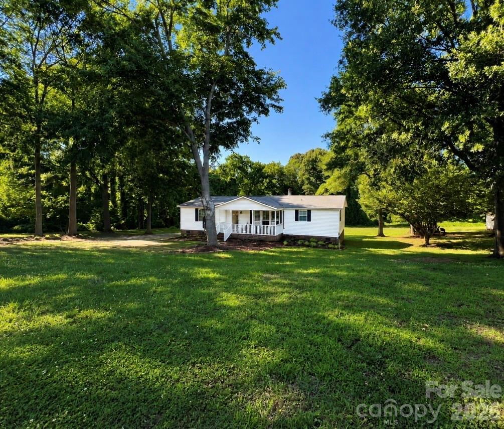 428 E Club Dr., Gastonia, NC 28054