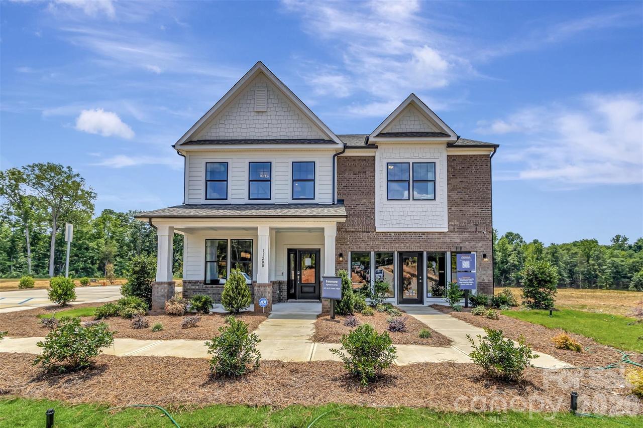 11200 Lochmere Rd., Charlotte, NC 28278