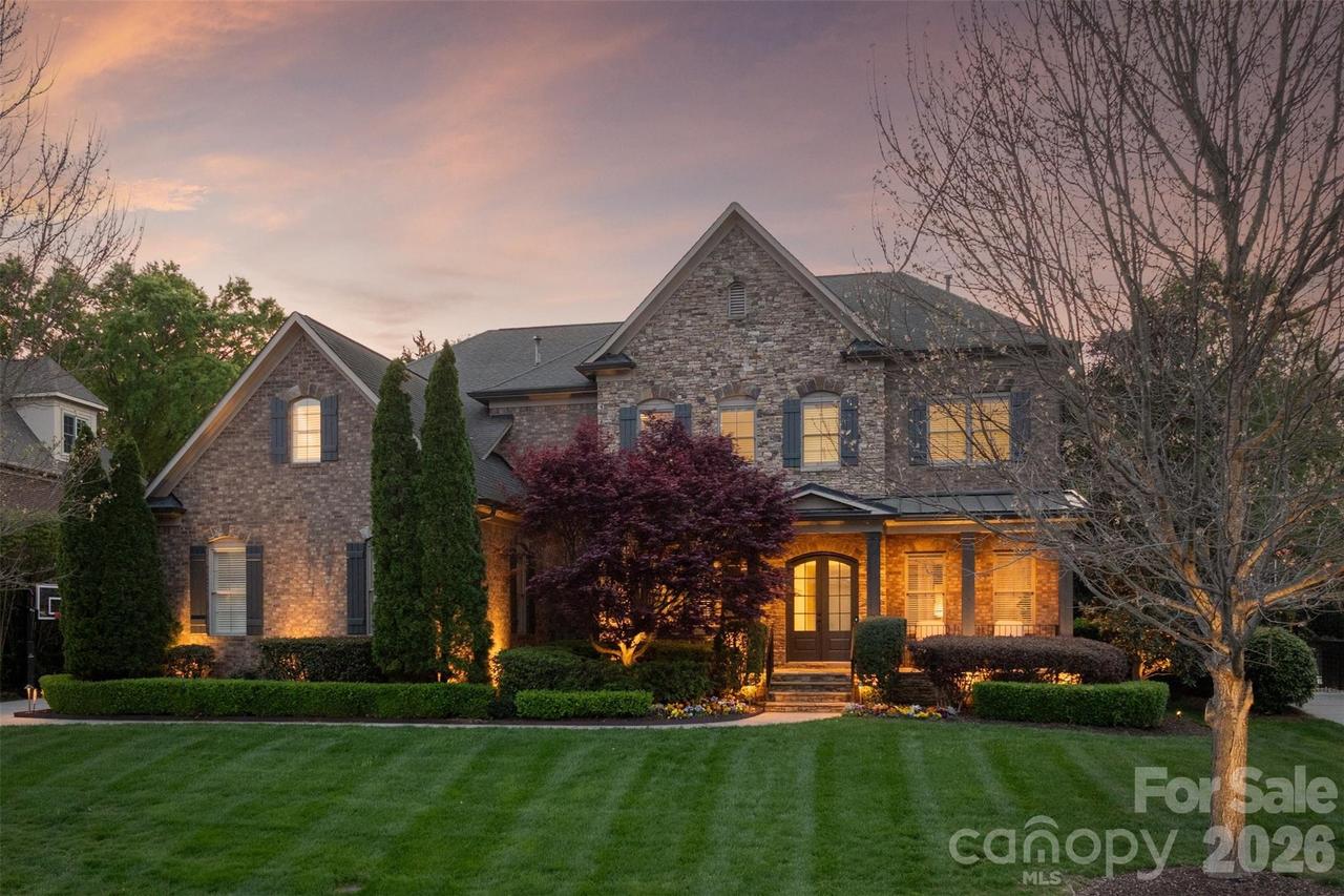 402 Montrose Dr., Waxhaw, NC 28173