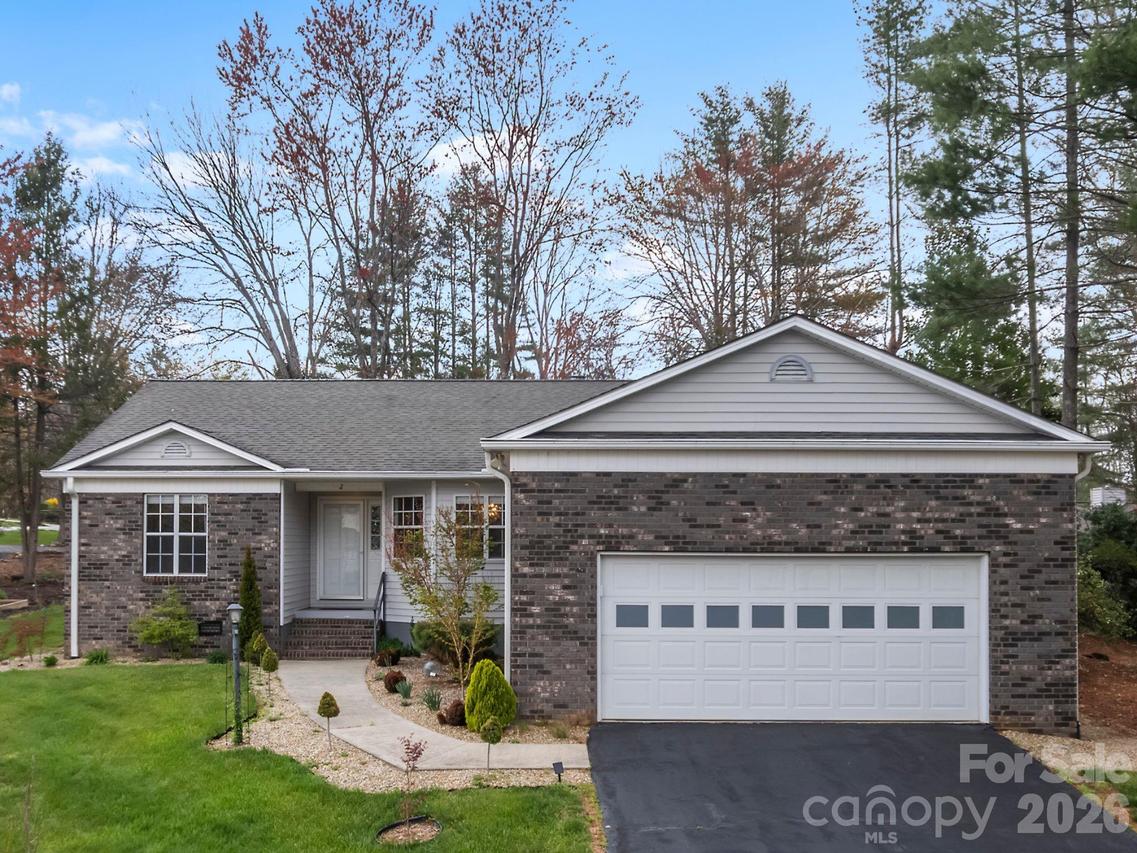 2 Manakiki Ct., Etowah, NC 28729
