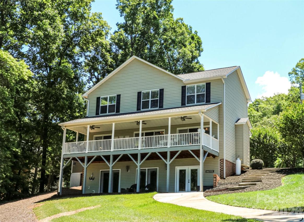794 Riverwood Dr., Lexington, NC 27292