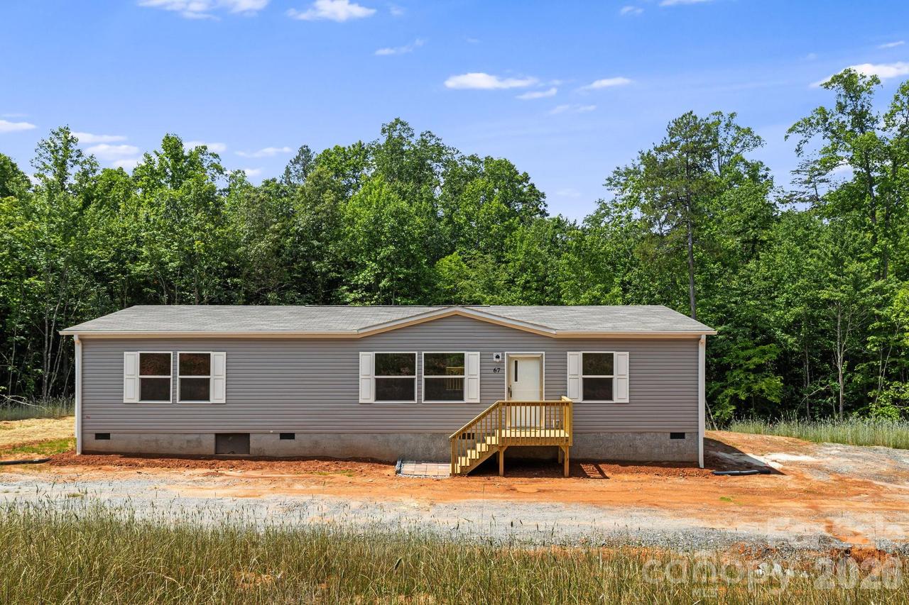 67 Vista Dr., Nebo, NC 28761