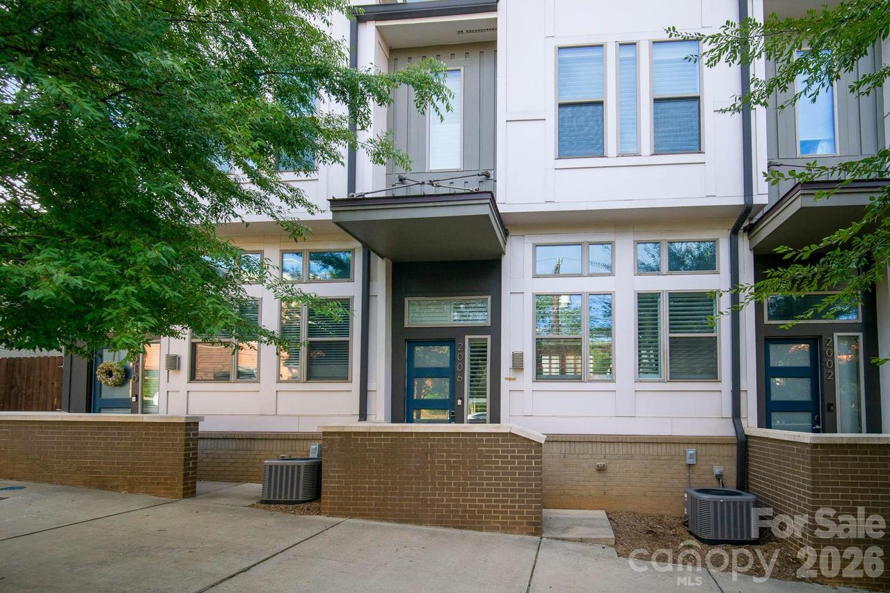 2006 Hawkins St., Charlotte, NC 28203
