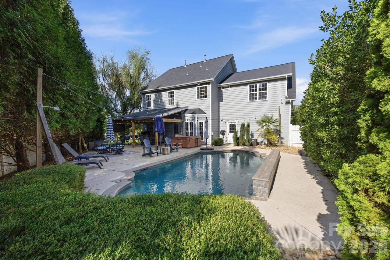 120 Louden Dr., Mooresville, NC 28115