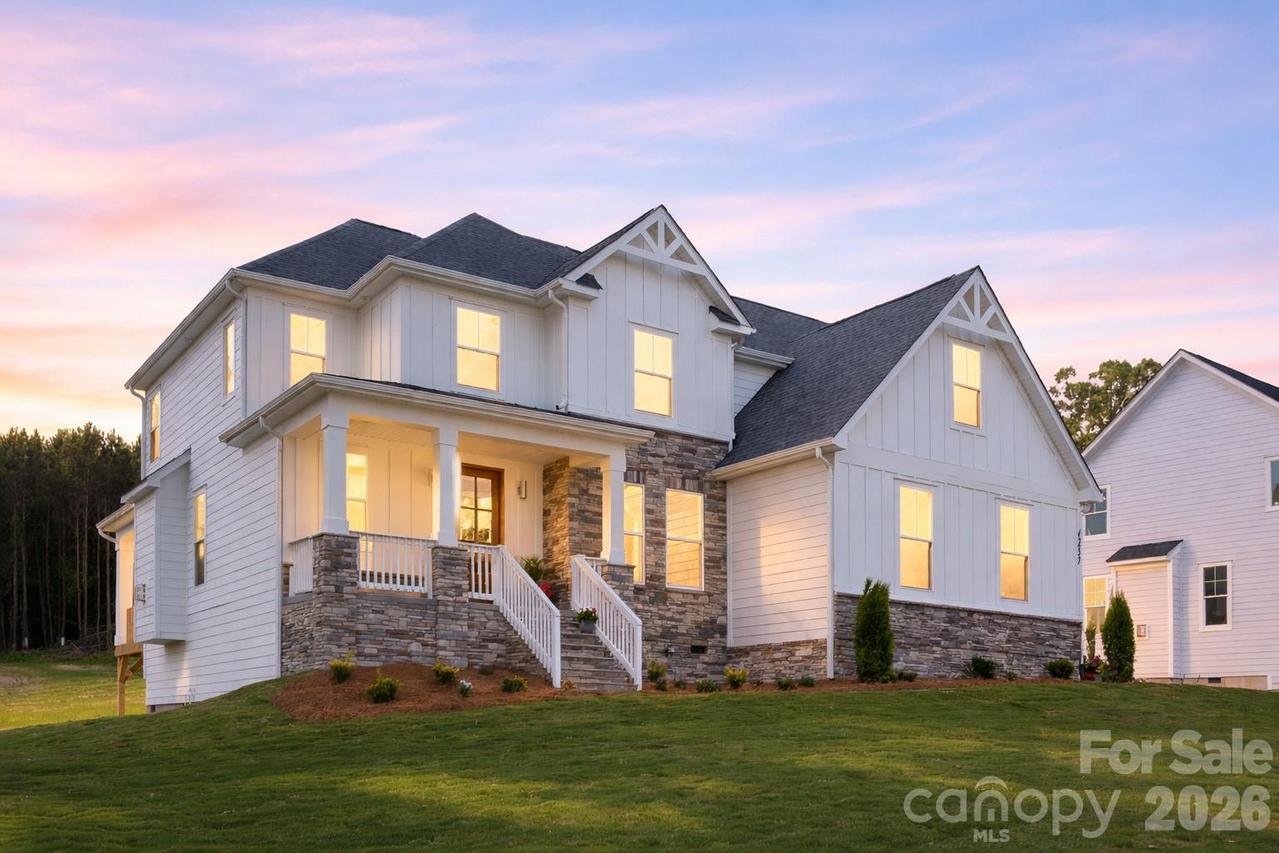 4257 Candlewood Dr., Sherrills Ford, NC 28673