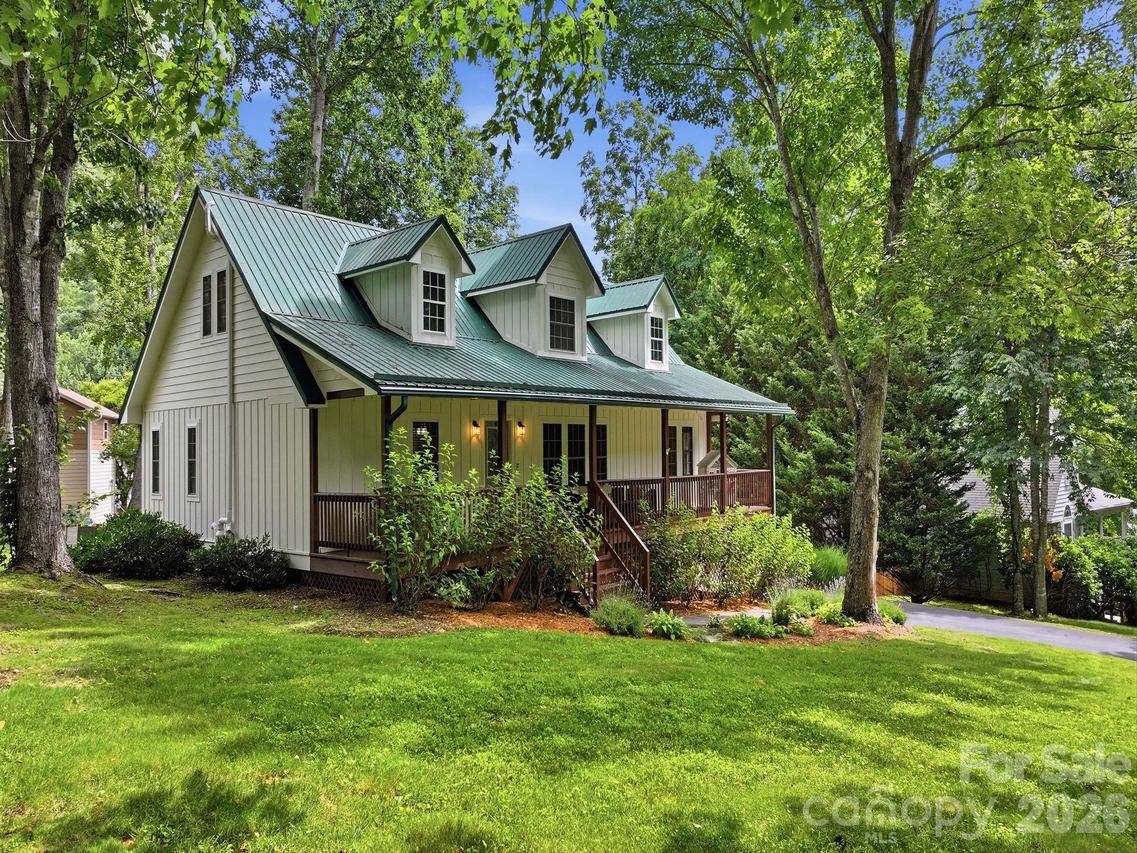 248 Brannon Forest Dr., Waynesville, NC 28785