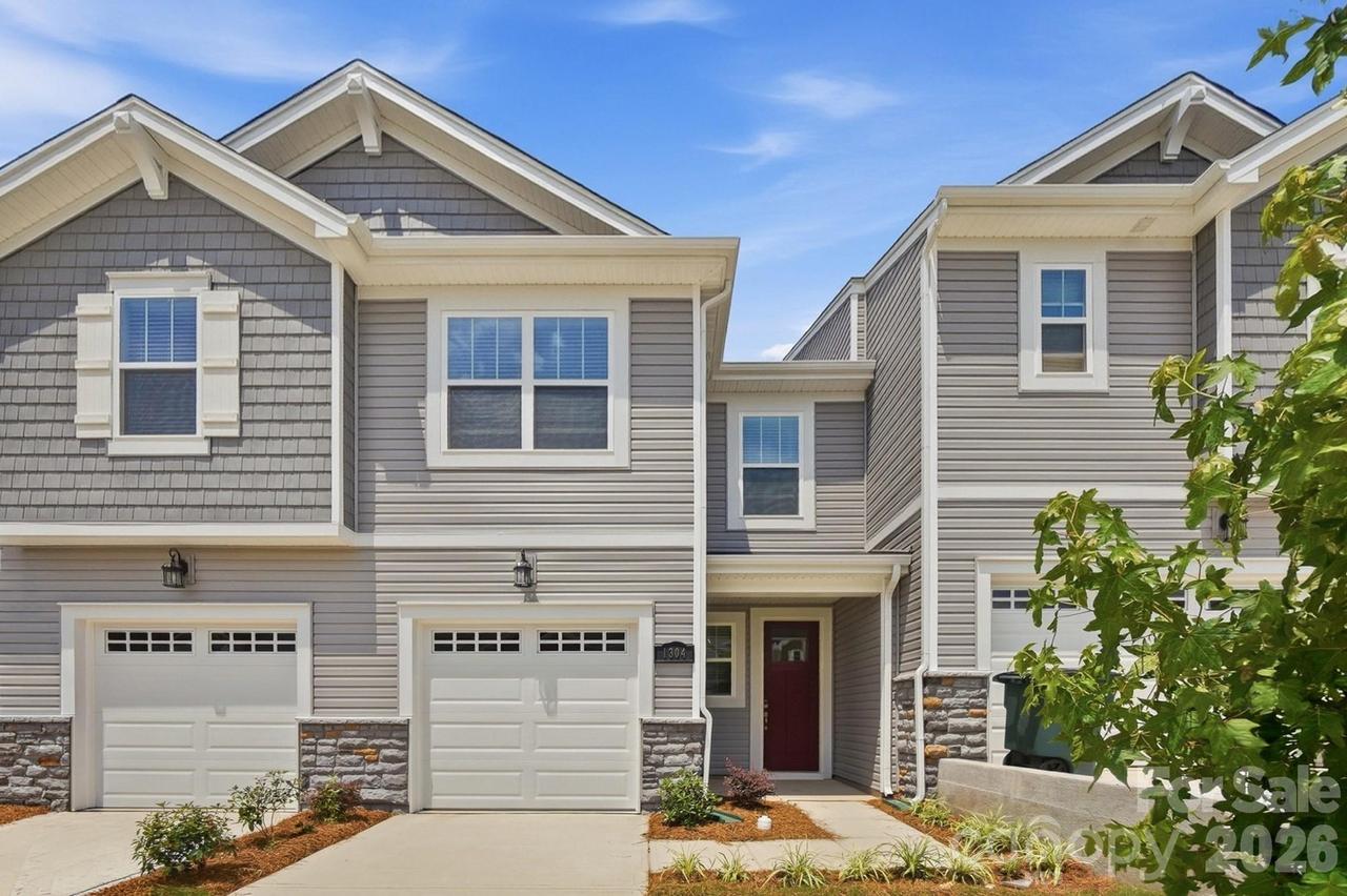1304 Vibrant Rd., Charlotte, NC 28215