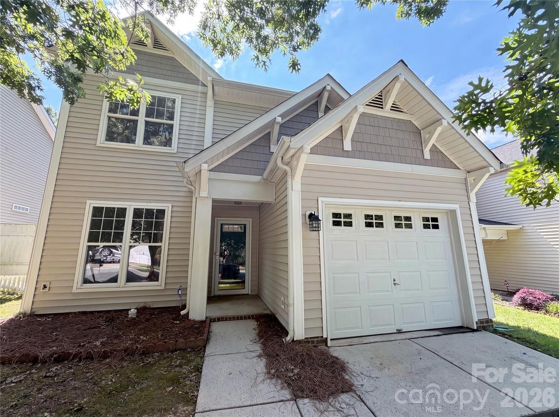 10648 Secret Garden Ln., Charlotte, NC 28214