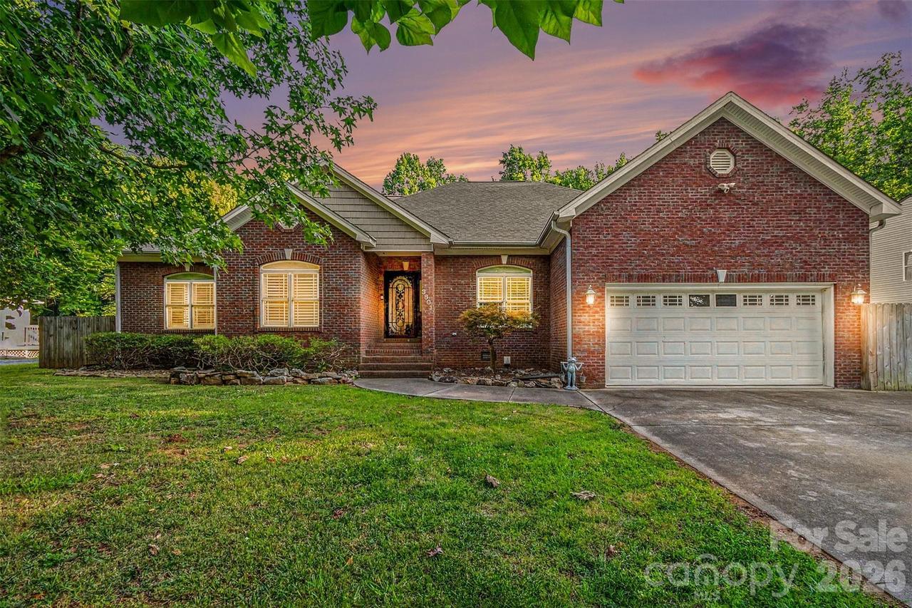 3801 Hayden Dr., Charlotte, NC 28269