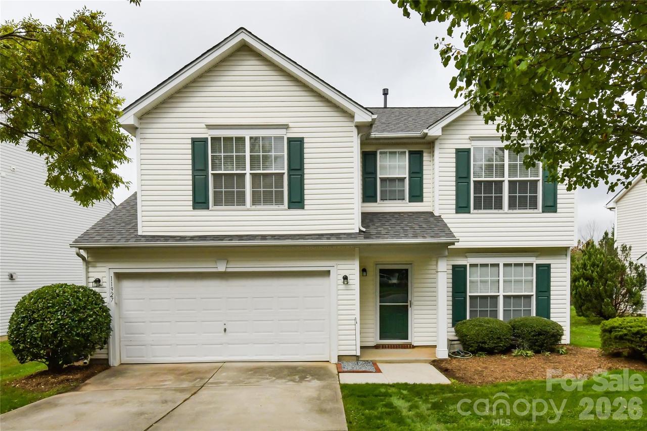 11927 Cheviott Hill Ln., Charlotte, NC 28213