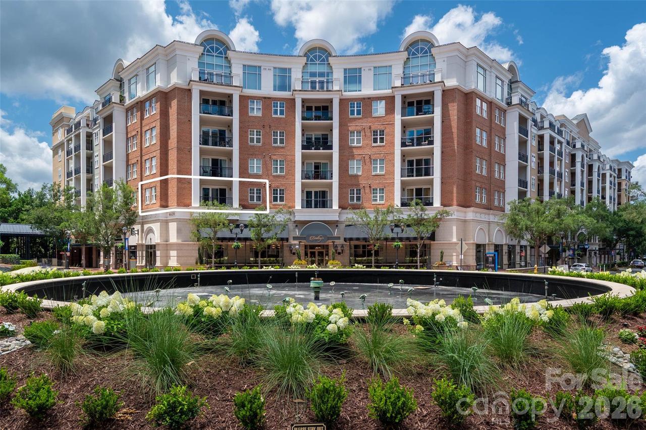 4620 Piedmont Row Dr. #304, Charlotte, NC 28210