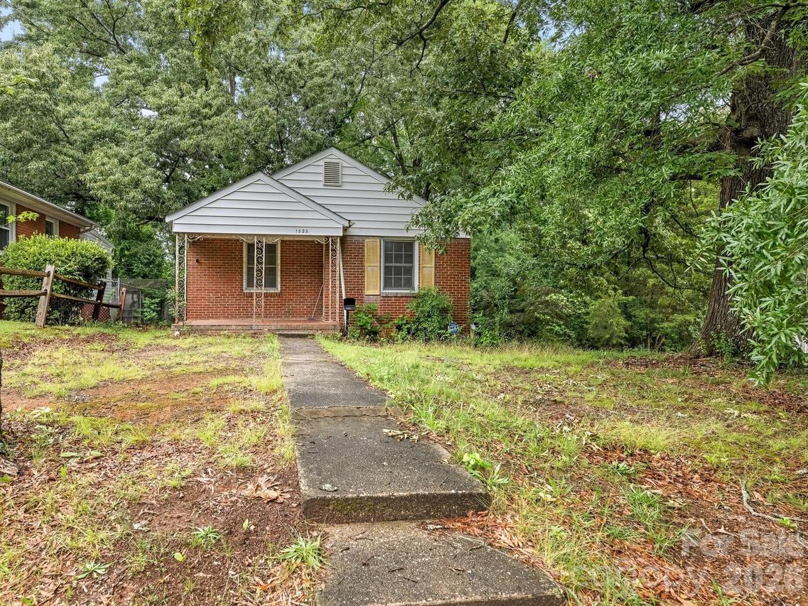 1525 Herrin Ave., Charlotte, NC 28205
