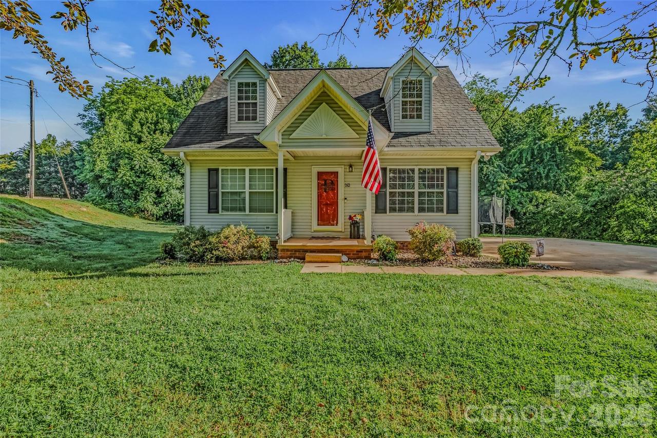 145 Wisconsin Ave., Elkin, NC 28621