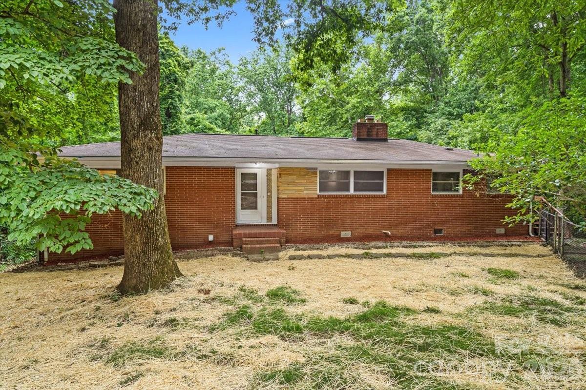7328 Everett Dr., Charlotte, NC 28214