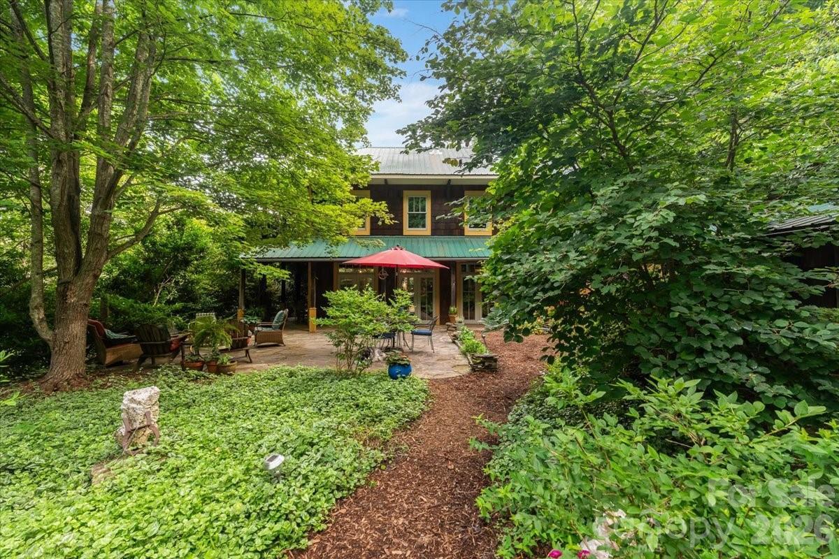128 Barnet Mountain Dr., Marshall, NC 28753
