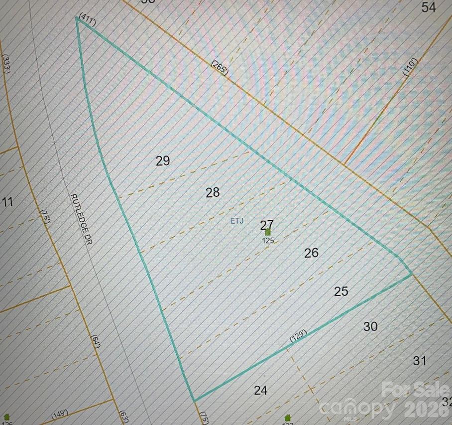 125 Rutledge Dr., Hendersonville, NC 28739